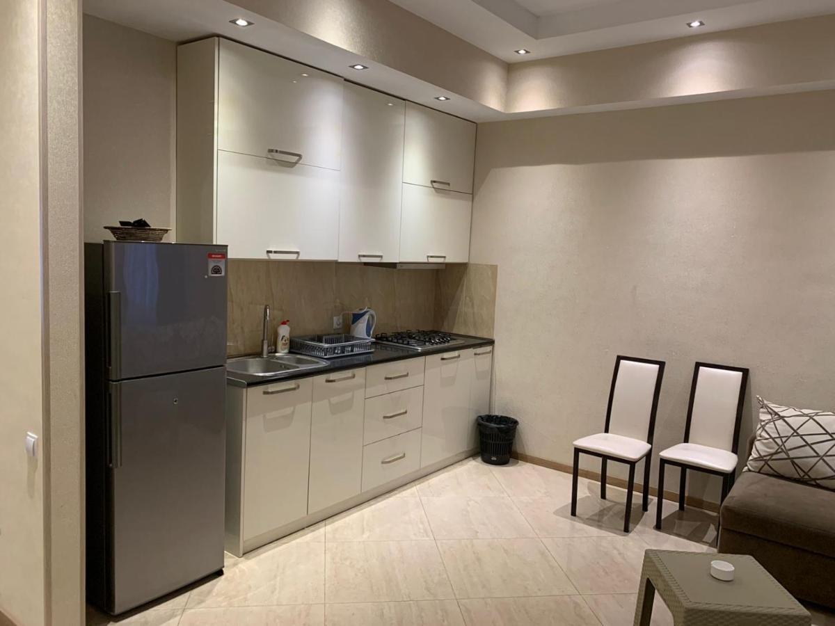 Apartment Three Bedroom In Saburtalo Tbilisi Exteriör bild